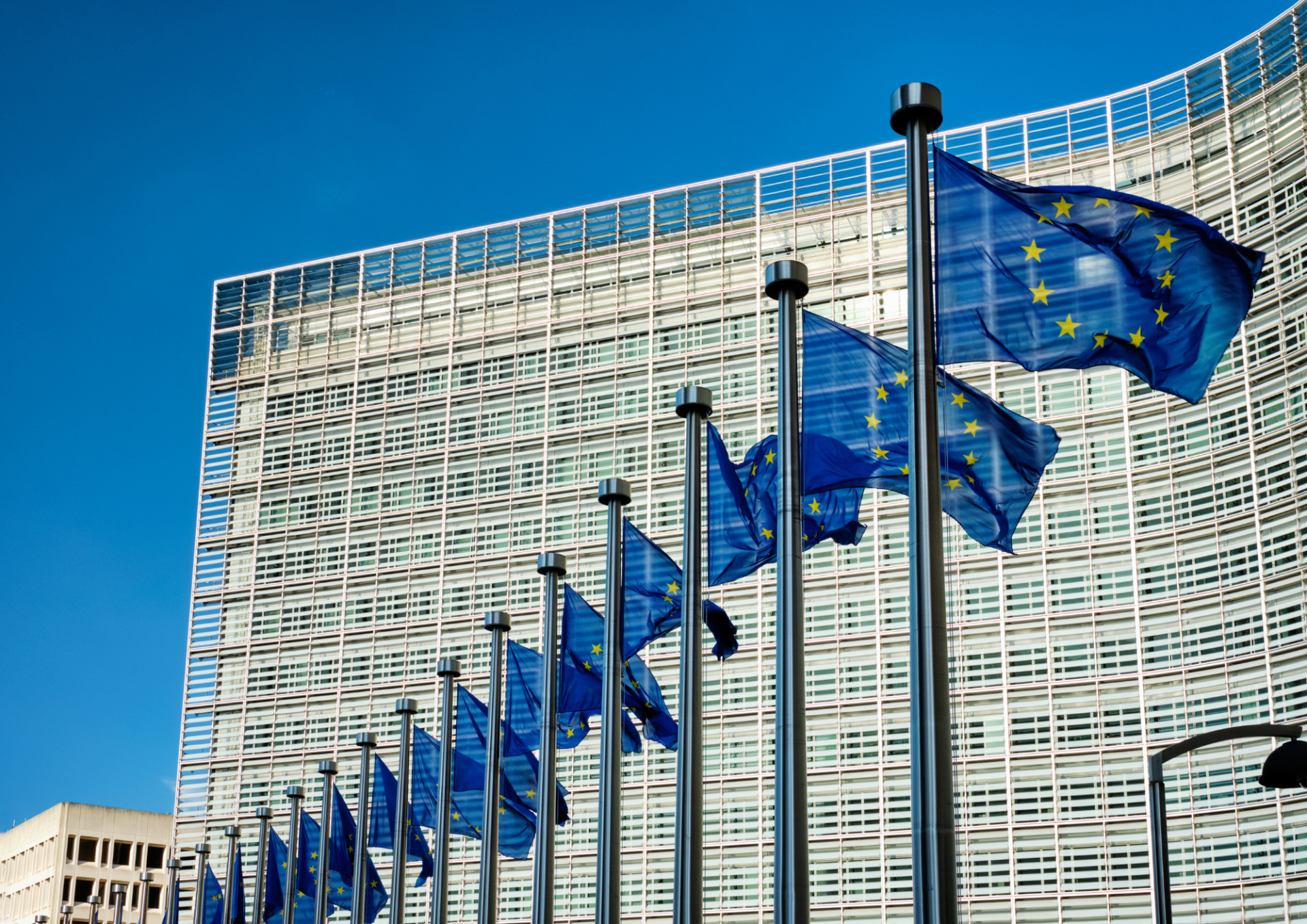 Commission européenne adopte la Directive renforcée sur l'efficacité énergétique des bâtiments